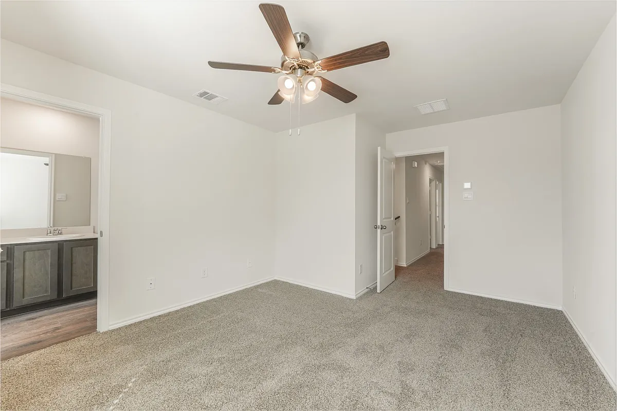 Building Photo - 312 Arbor Dr