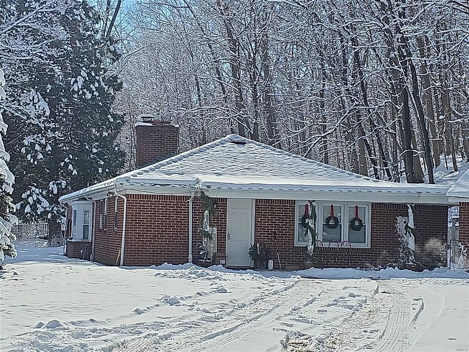 1st image of 45 Peters Ln