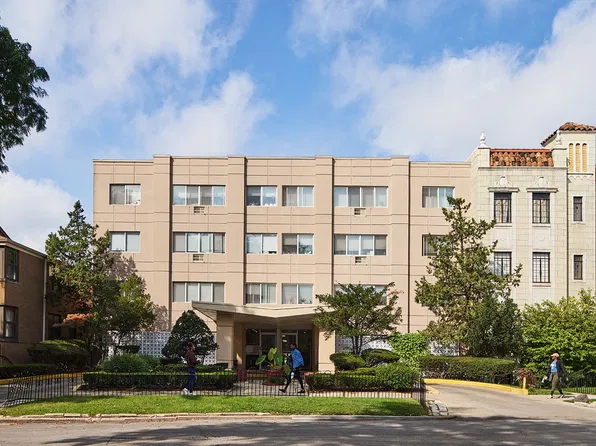 7335 N Ridge Ave #408, Chicago, IL 60645