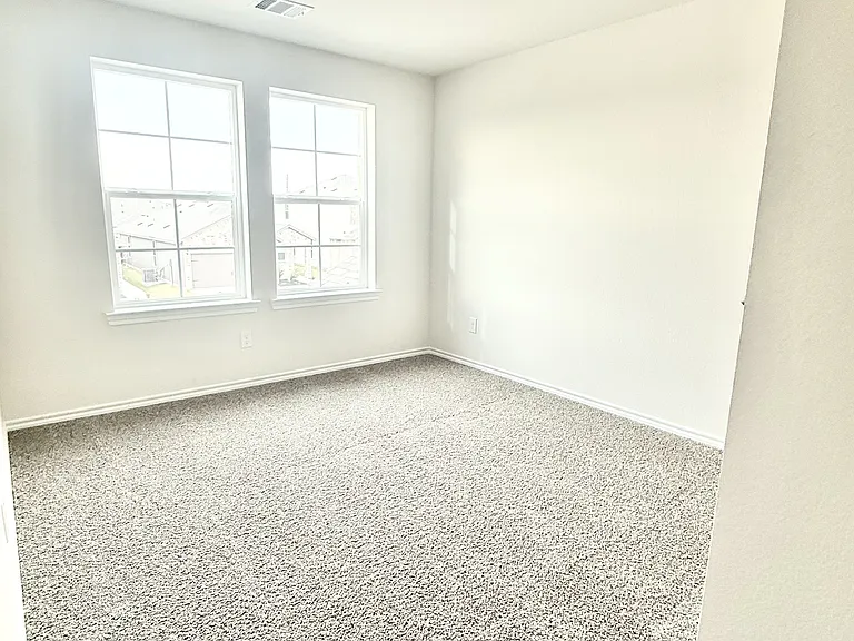 1713 Potomac Ln — Photo 10