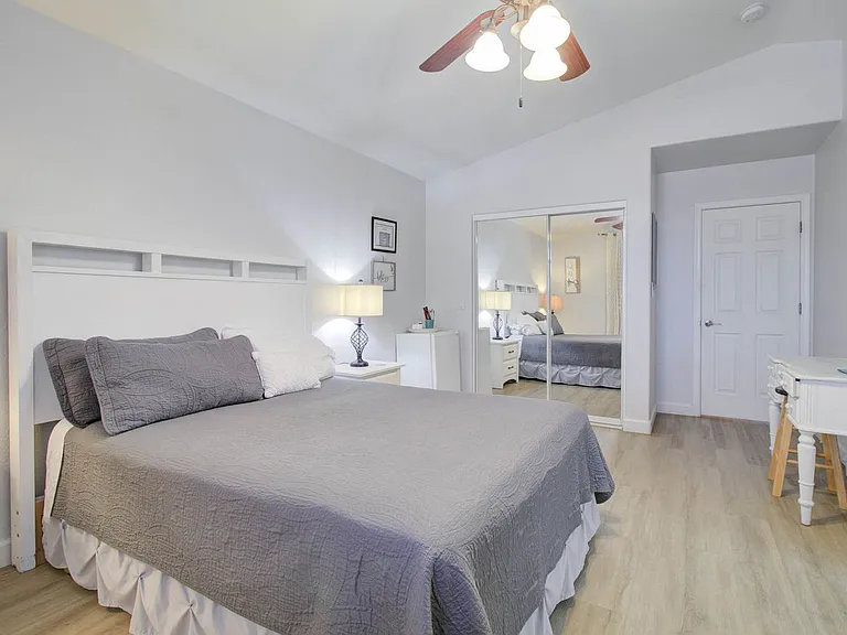 2576 E Brooks St — Photo 56