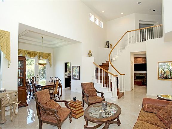 5th image of 5122 Silver Acres Ct