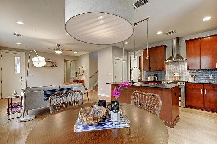 2909 Corbin Ln — Photo 10