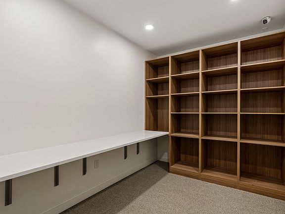 5th image of 1016 NW 67th St #101