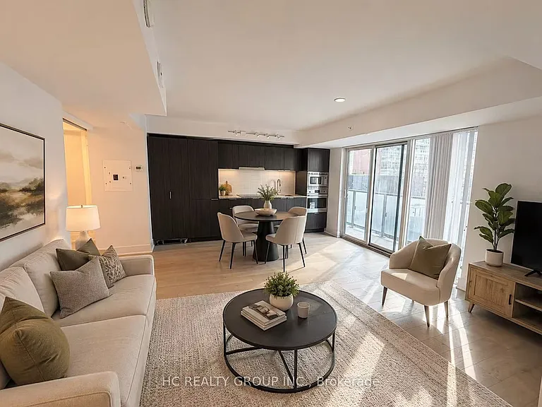 955 Bay St #1001 — Photo 6