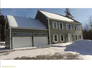 143 Mayflower Heights Dr, Oakland, ME 04963