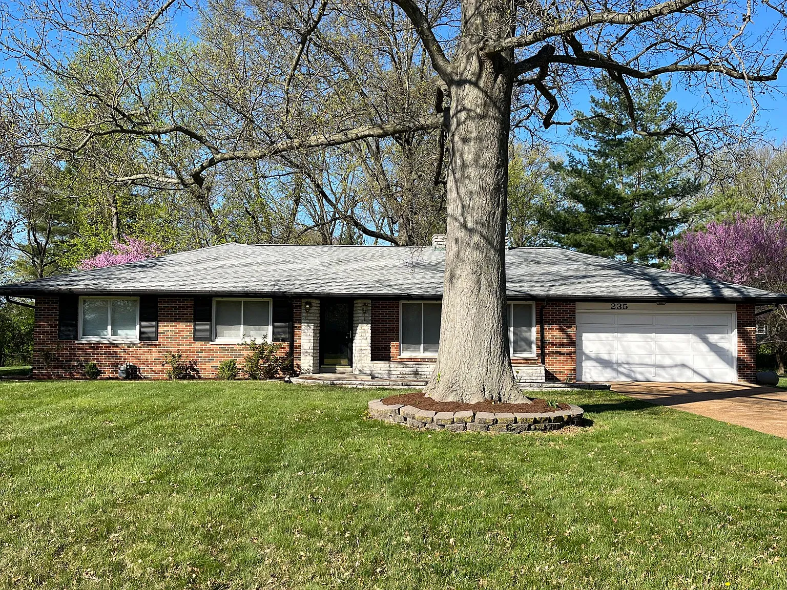 235 Geremma Dr photo 1