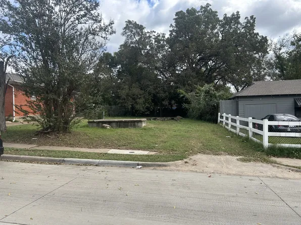 3020 Marburg St, Dallas, TX 75215