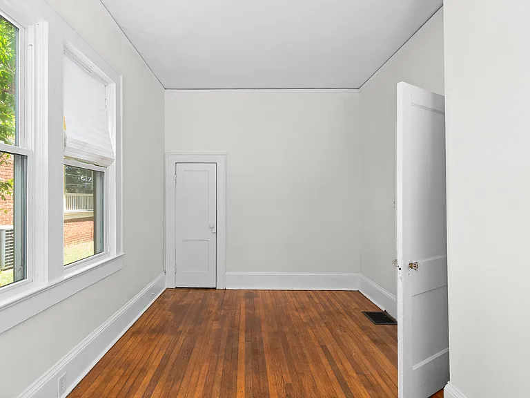 408 S Sunset Dr — Photo 8