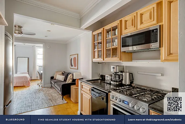 Rented by The Blueground | media 6