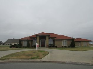 1505 Fredrick St, Stuttgart, AR 72160