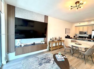 1111 SW 1st Ave APT 1021, Miami, FL 33130