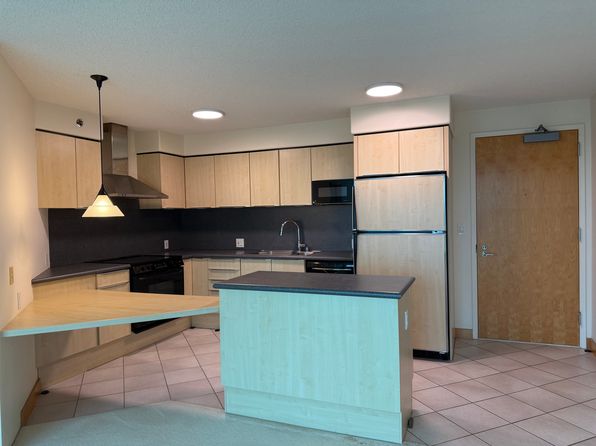 801 S King St APT 2605