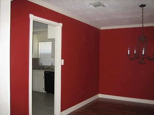 2nd image of 2218 Woodland Park Dr
