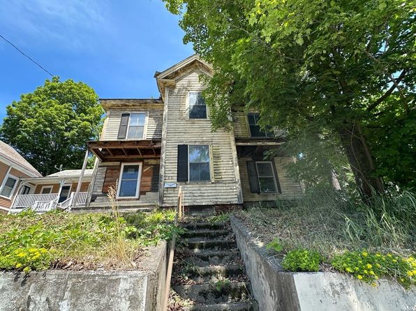 211 High Street, Brattleboro, VT 05301