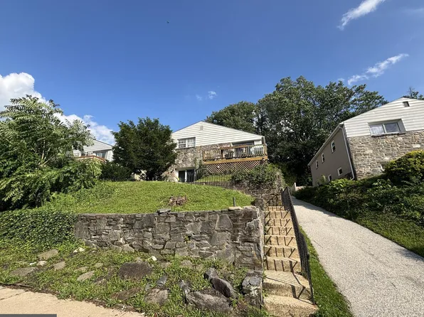 155 Wyndmoor Rd, Havertown, PA 19083