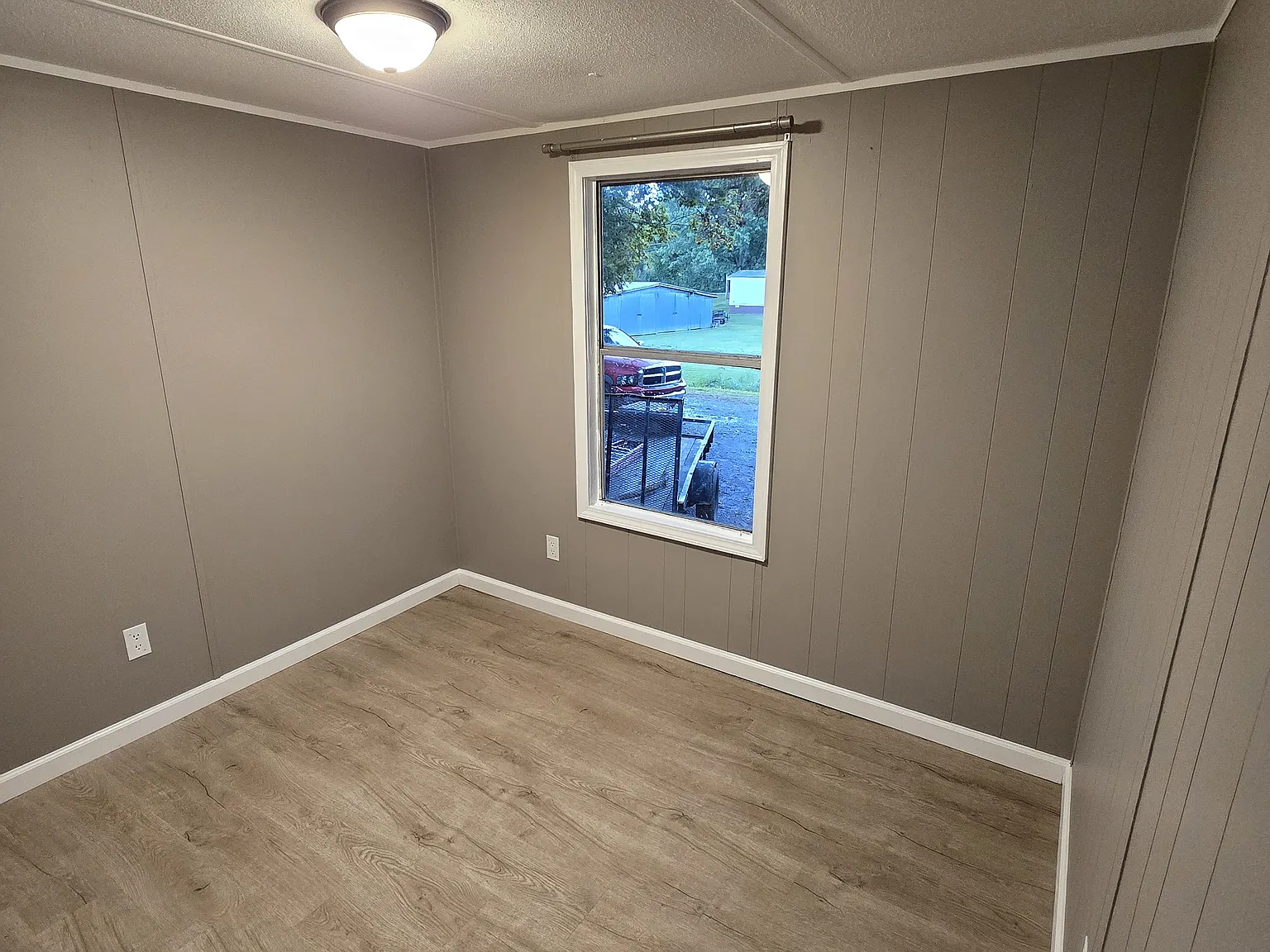 2 bed, $1,000 — Photo 4