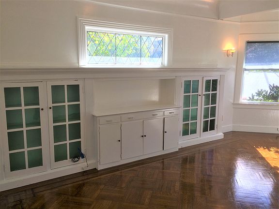 Front Room Built-ins Floors