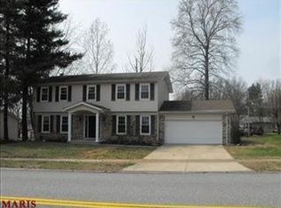 2141 Seven Pines Dr, Saint Louis, MO 63146