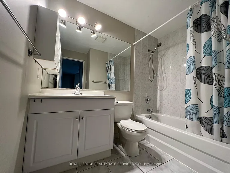 135 Maitland St #302 — Photo 7