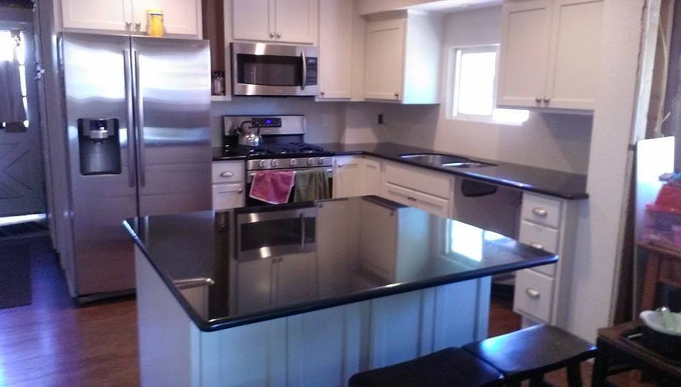 1st image of 927 Paula St