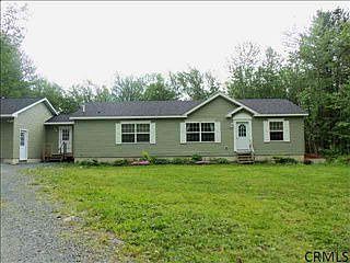 2nd image of 130 Babcock Lake Rd
