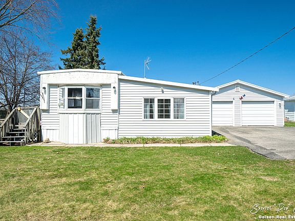 5th image of 14249 Heffron Rd NE