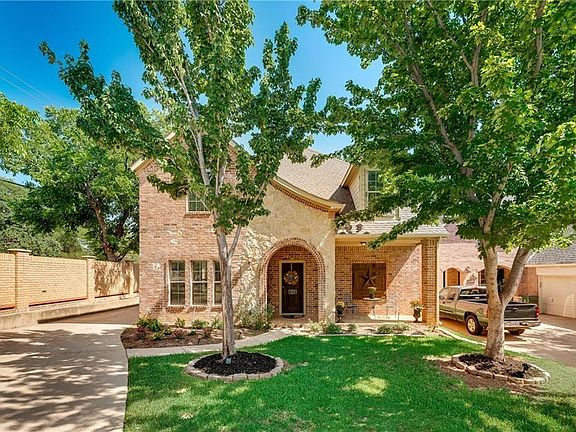 2nd image of 4517 Little Hollow Ct