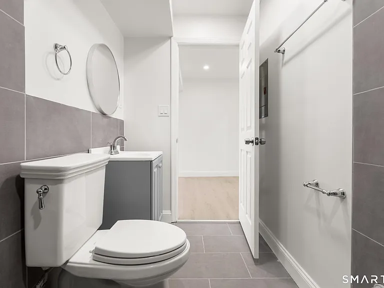 64 Soundview Ave #2 — Photo 18