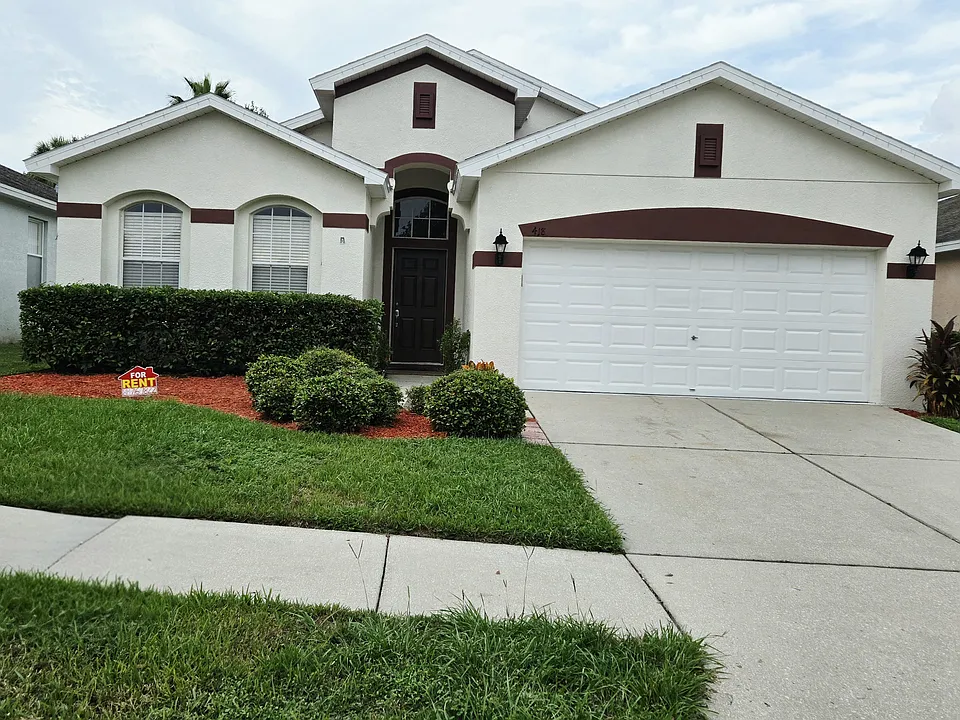 418 Kings Path Dr
