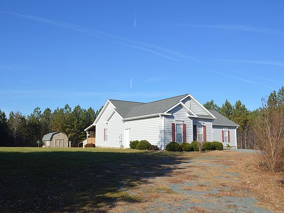 Circular driveway
