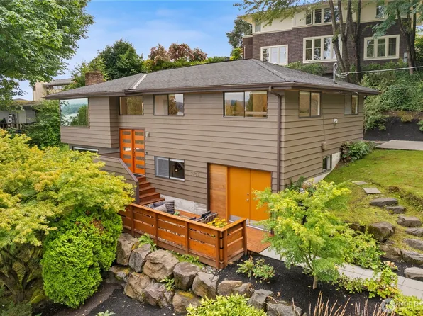3701 E Jefferson Street, Seattle, WA 98122