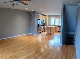 1013 Linden Ave APT R, Charlottesville, VA 22902
