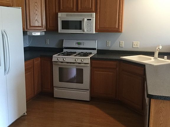4th image of 21305 Sheila Ln