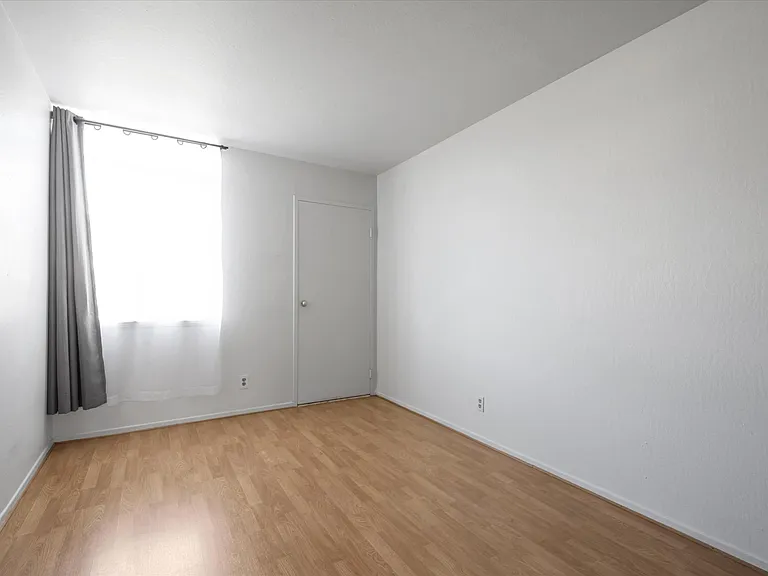 45 Galilee Ln #4 — Photo 11