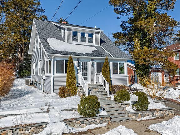 2nd image of 206 Highland Avenue