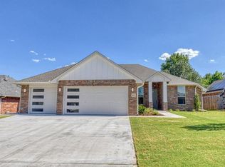 412 Egret Ln, Norman, OK 73071