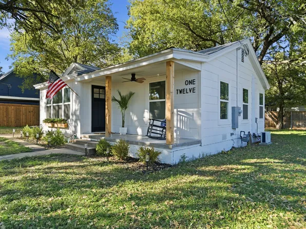 112 W Akard St, Weatherford, TX 76086