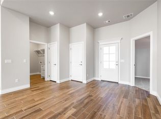 10304 SW 55th St, Mustang, OK 73064