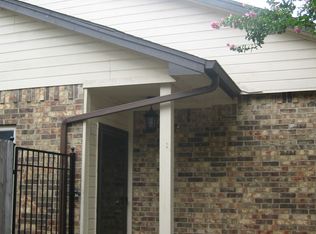 2910 Northrope St, Euless, TX 76039