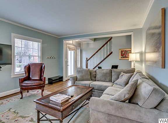 4th image of 1429 Dearing Pl