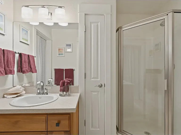 8145 SW 57th Ave — Photo 28