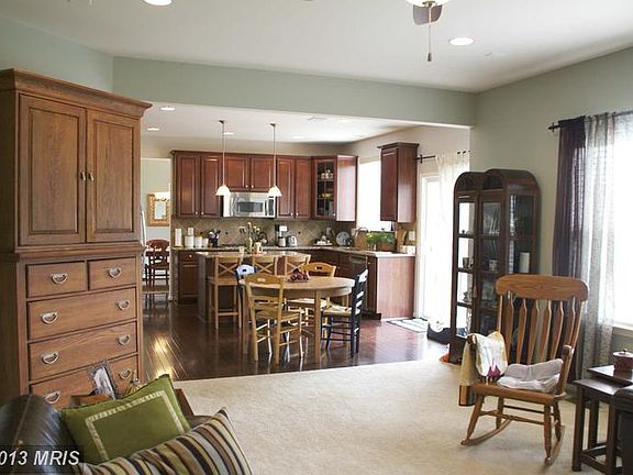 5th image of 12 Collingsworth St