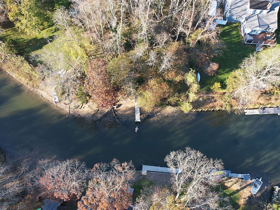 910 Glenn Rd, Southold, NY 11971 MLS 3420963 Zillow