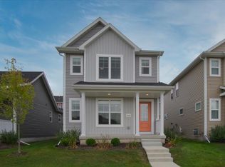 2159 Autumn Lake Pkwy, Madison, WI 53718