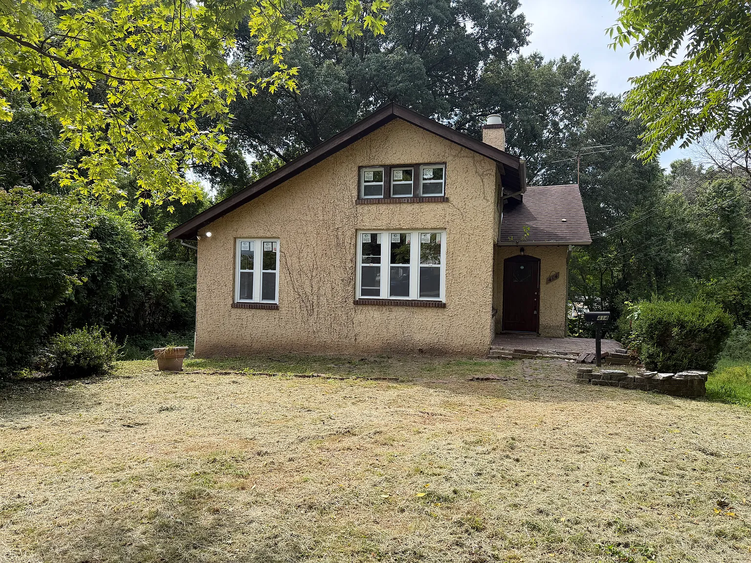 4 bed, 1471 sqft, $1,900 — Photo 1