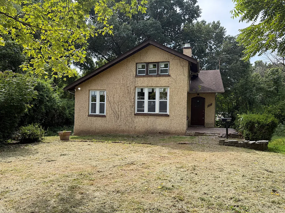 414 Estelle Ave
