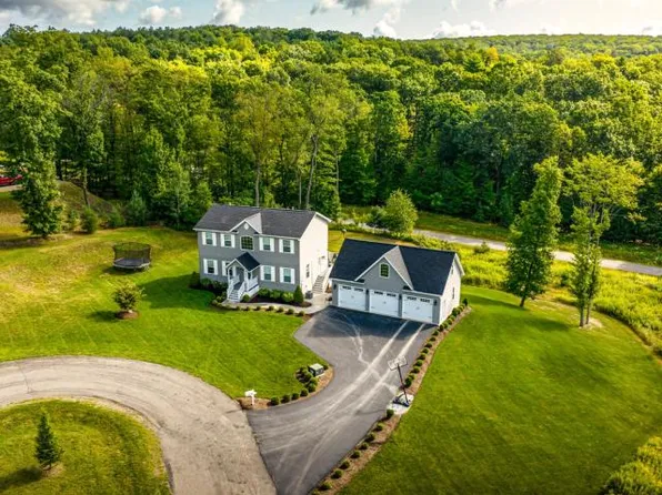 120 Winchester Blvd #1, Warren, PA 16365