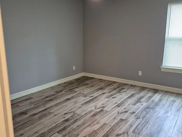 9002 Chanel Pl — Photo 12