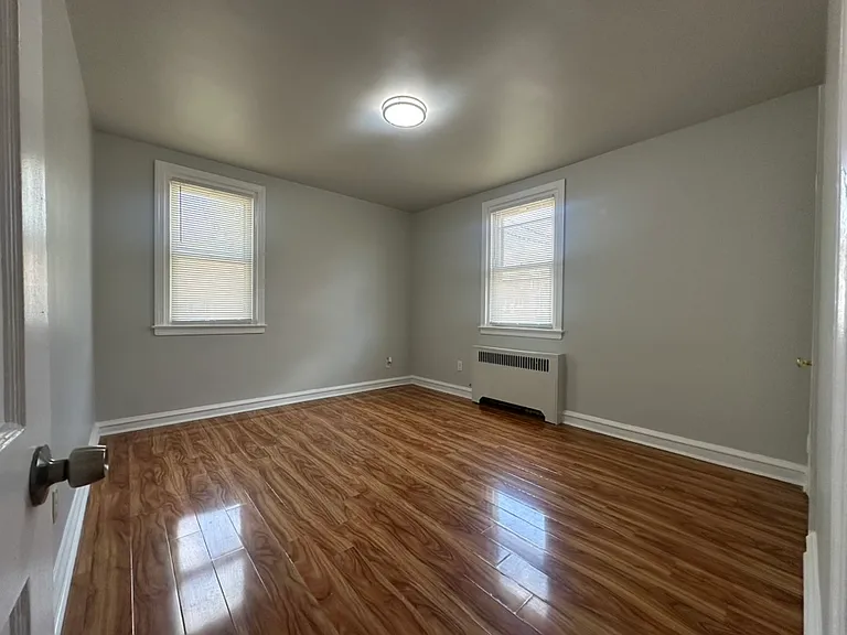4221 Devereaux St #1 — Photo 13
